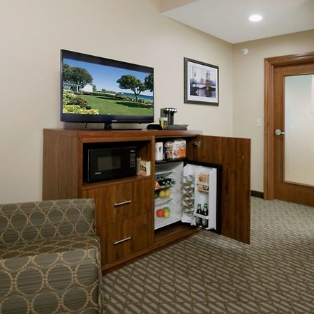 Bicycle Street Inn And Suites Đảo Mackinac Ngoại thất bức ảnh