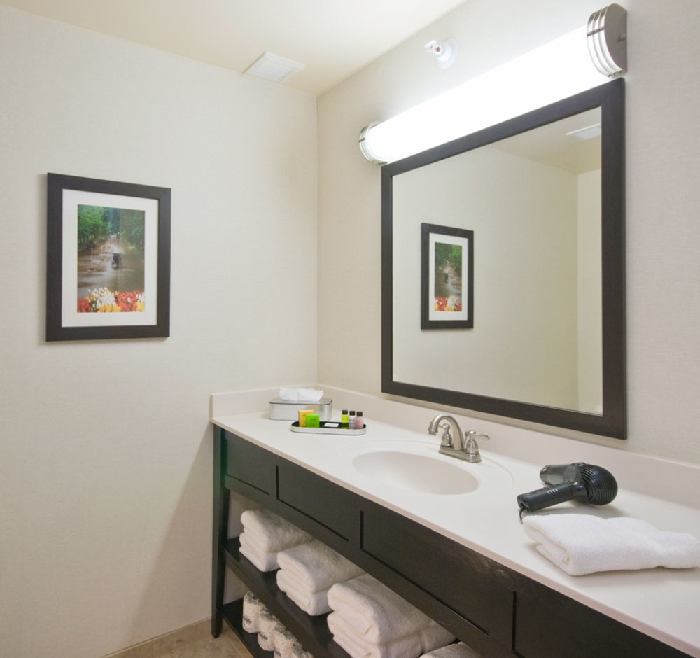 Bicycle Street Inn And Suites Đảo Mackinac Ngoại thất bức ảnh