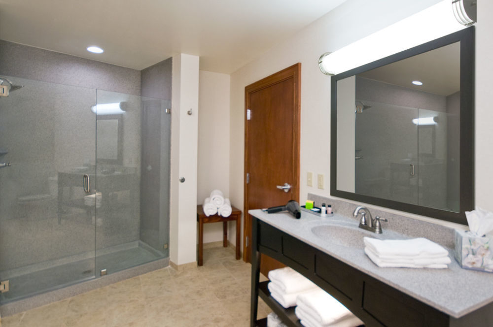 Bicycle Street Inn And Suites Đảo Mackinac Ngoại thất bức ảnh